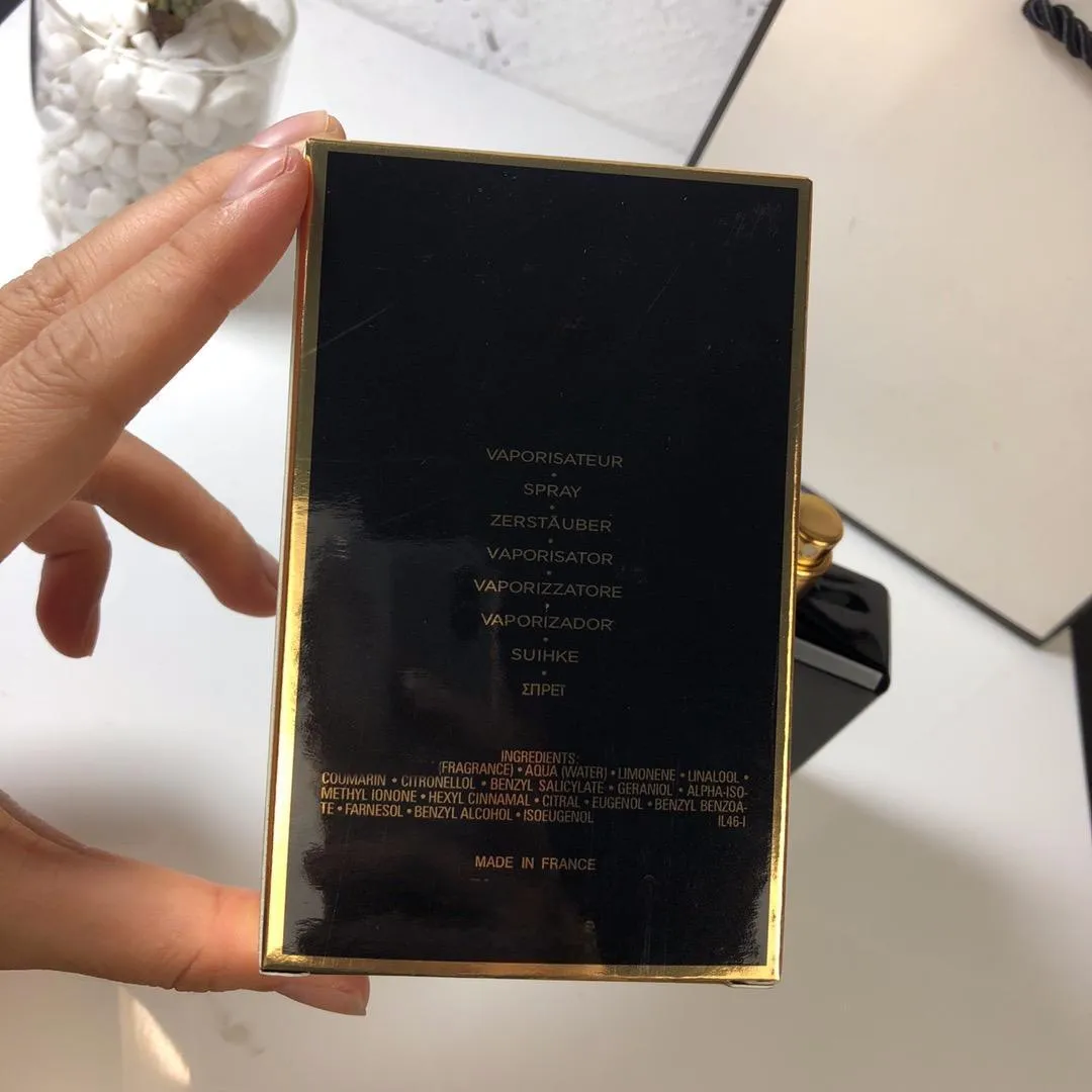 patchouli-tonka-perfume-olfactory-pyramid-scent-notes-breakdown patchouli-tonka-perfume-olfactory-pyramid-scent-notes-breakdown
